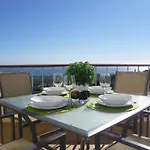 Sunlit Near Sea マルベーリャ