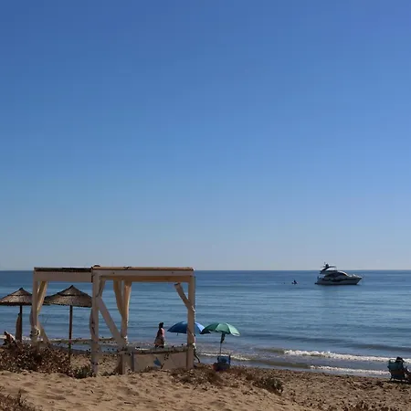 شقة Sunlit Near Sea ماربيا
